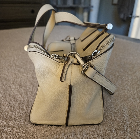 Danielle Nicole Bag - Picture 3 of 4